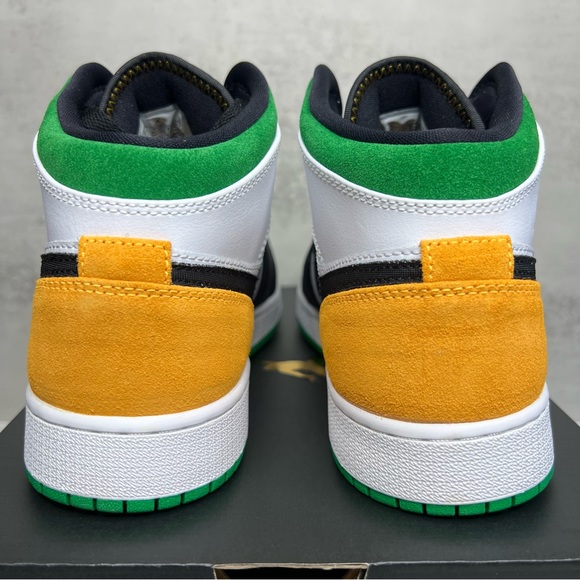 Nike Air Jordan 1 Mid SE ☘️ - Picture 9 of 15